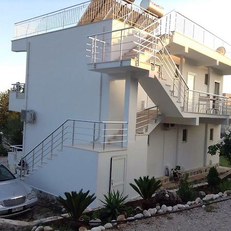Guest House Plazhi Dhermi Ngoại thất bức ảnh