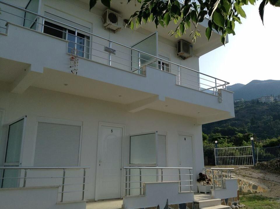 Guest House Plazhi Dhermi Ngoại thất bức ảnh