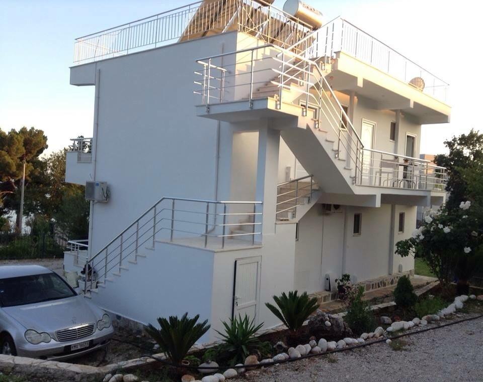 Guest House Plazhi Dhermi Ngoại thất bức ảnh