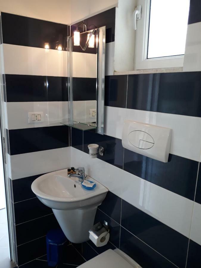 Guest House Plazhi Dhermi Ngoại thất bức ảnh